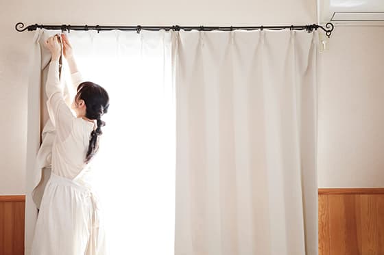 厚手のカーテンイメージ