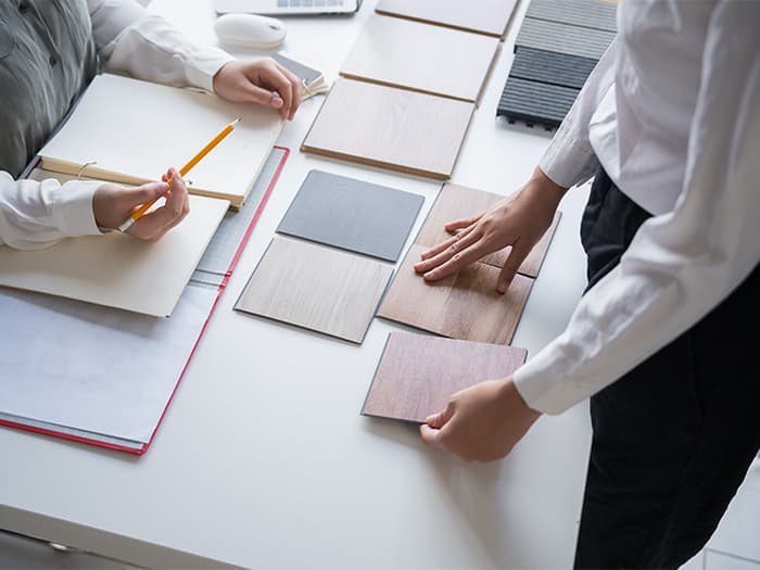 デザインや使い勝手で選ぶキッチン素材。ショールームで現物も確かめて!