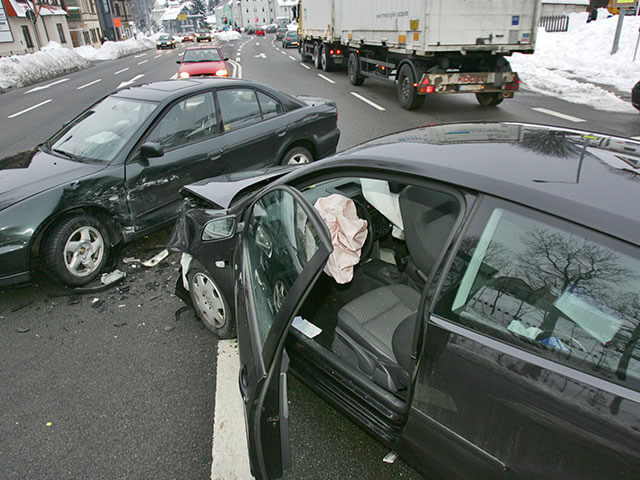 交通ルール違反が招く事故
