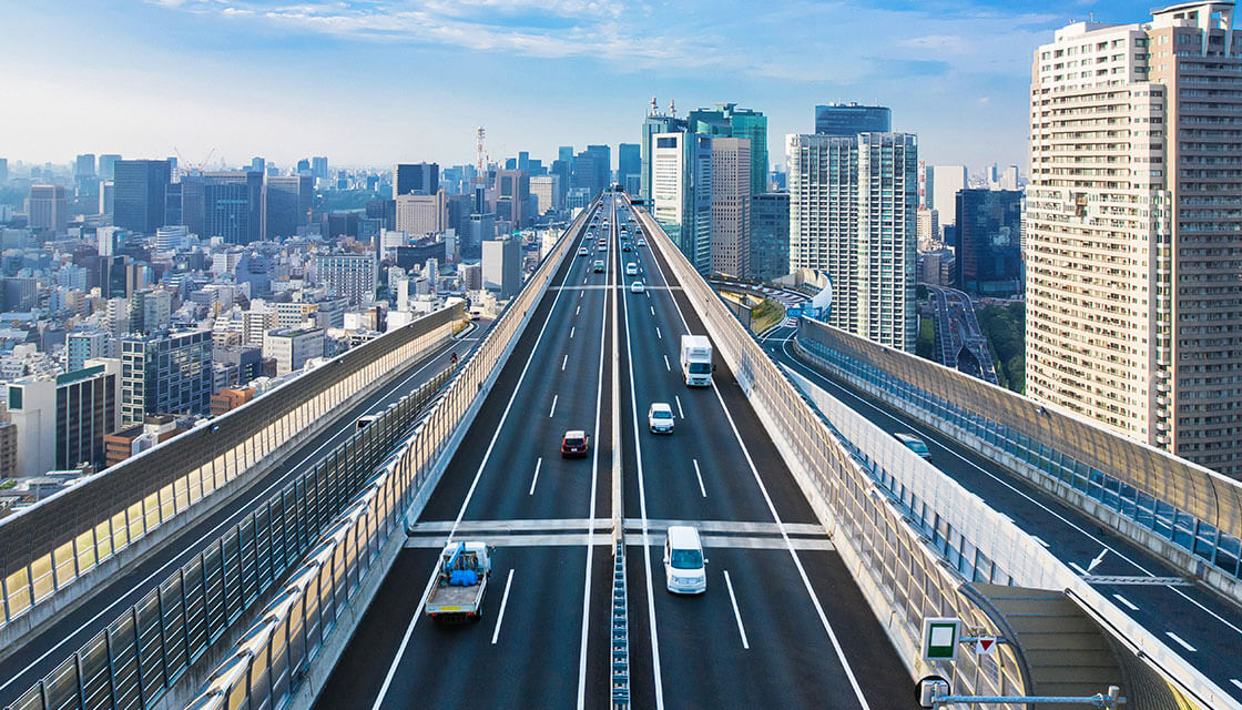 高速道路　安心ハイウェイドライブの心得