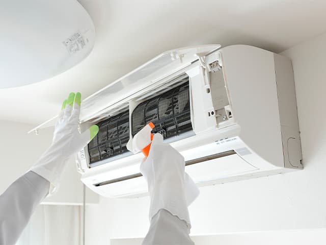 エアコン掃除も省エネに効果的。月1～2回のお手入れを習慣に