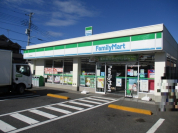 ファミリーマートさいたま本郷町店