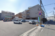 ファミリーマートさいたま鈴谷四丁目店