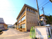 東小学校