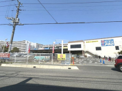 コーナン越谷大里店