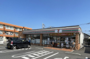 セブンイレブン行田門井町2丁目店