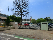 川口市立戸塚小学校