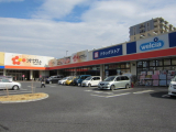 スーパーオザムラーレ青梅新町店 　715m