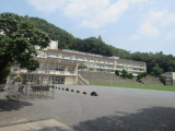 青梅市立第一小学校 　522m