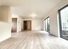 神奈川県横浜市緑区三保町：物件画像